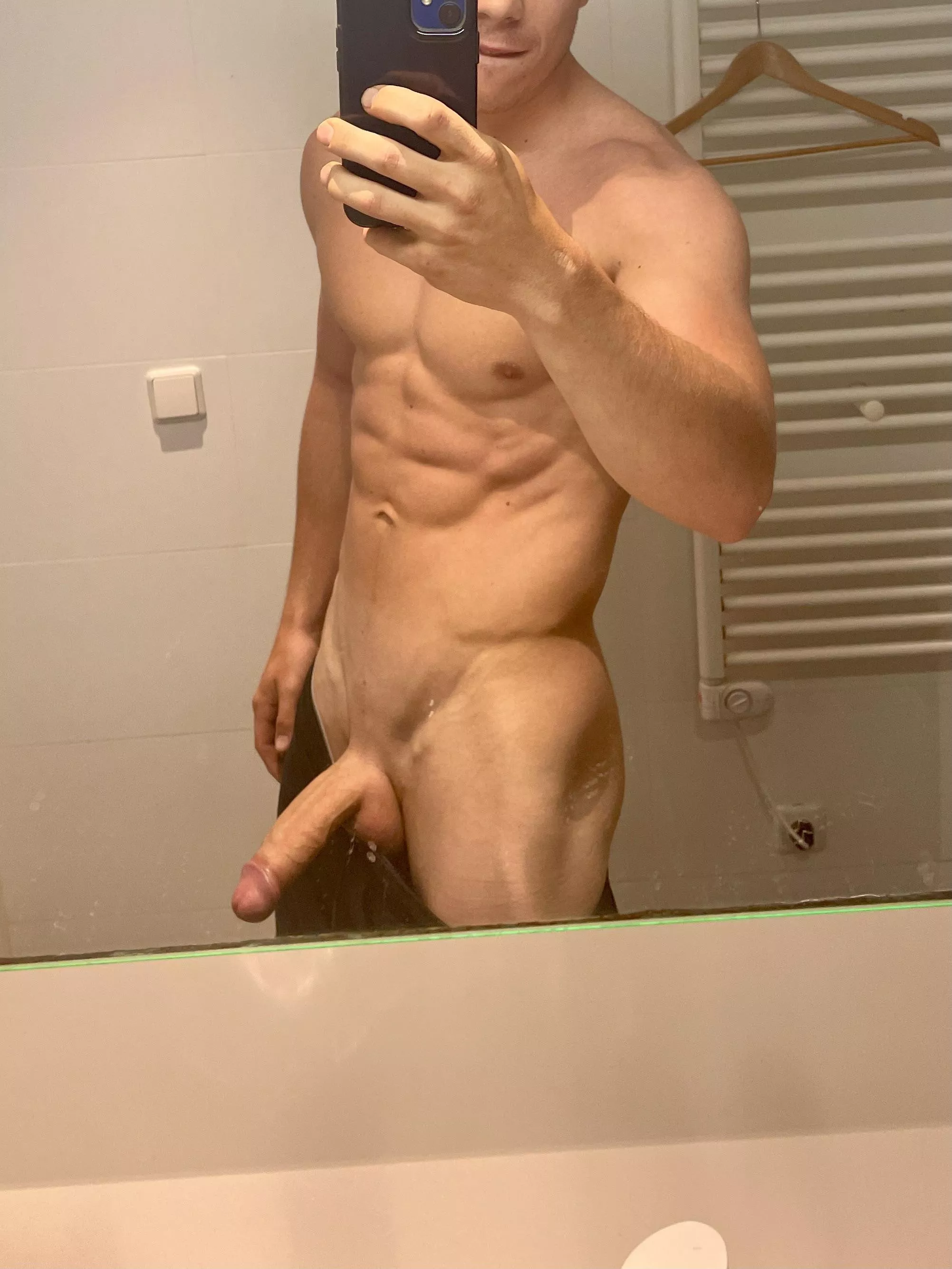 Who wants to see more?😏