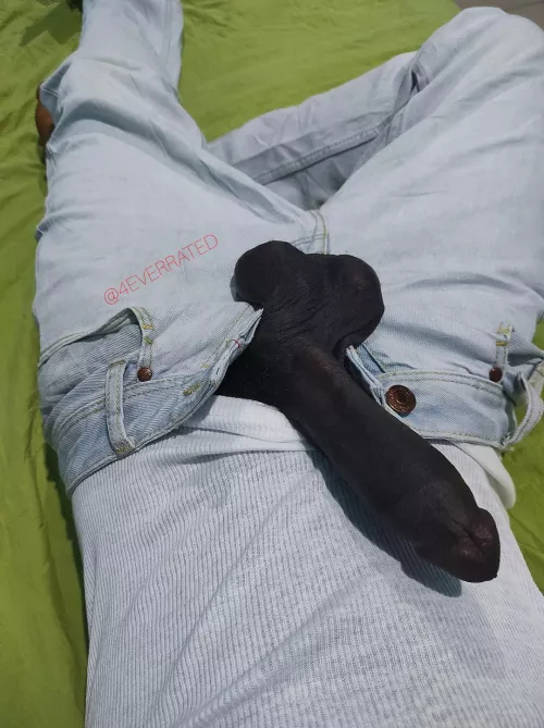 Who wants to undress me ?