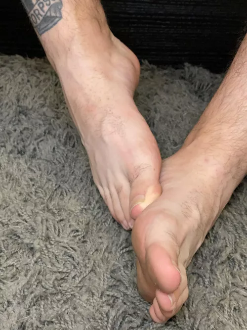 Who wants to welcome my feet to Reddit?