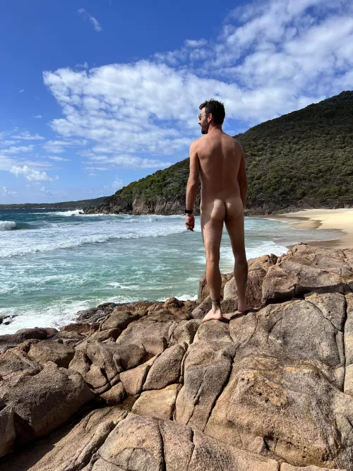 Who’s at the beach today