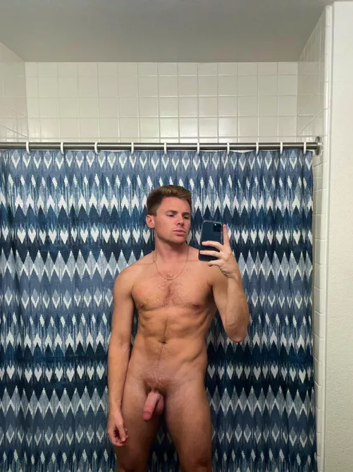 Who’s gonna play with my cock while I play Elden Ring?