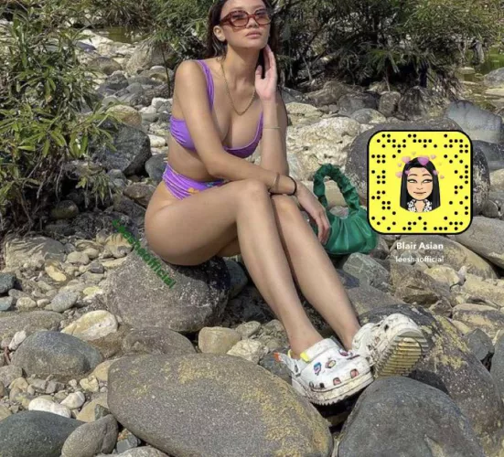 Who’s horny for some Asian fun? 😈💋