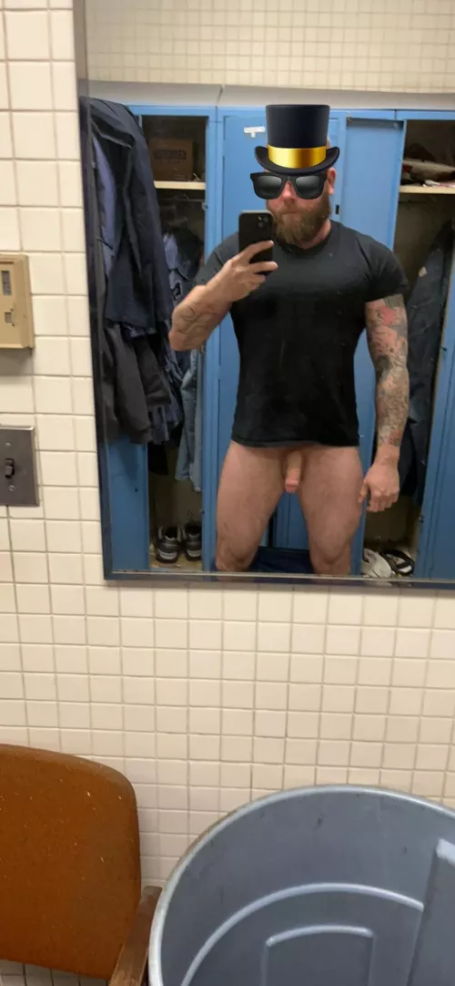 Who’s joining me in the locker room?