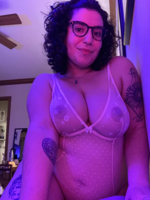 🥸 who’s joining my book club?