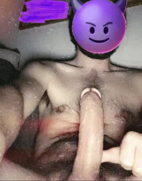 Who’s letting this curve up into them today??😈