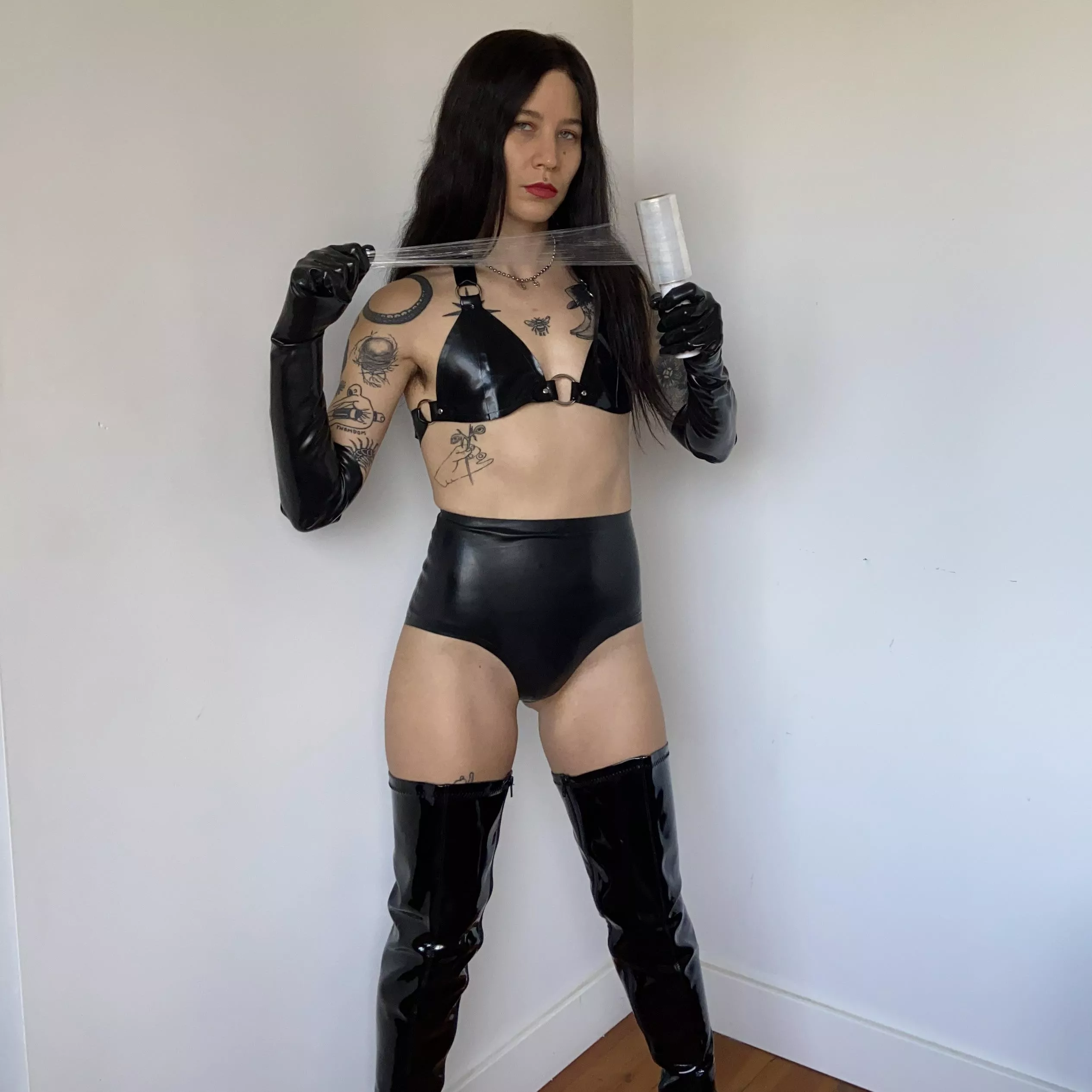 who’s ready to be intoxxed and wrapped to a table so i can have my way with you? nothing like consent non-consent play.. who’s ready to be intoxxed and wrapped to a table so i can have my way with you? nothing like consent non-consent play..