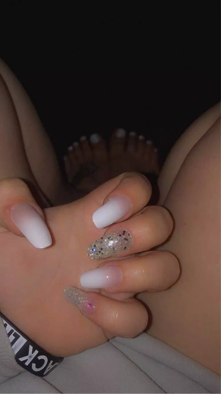 Wife’s nails😏