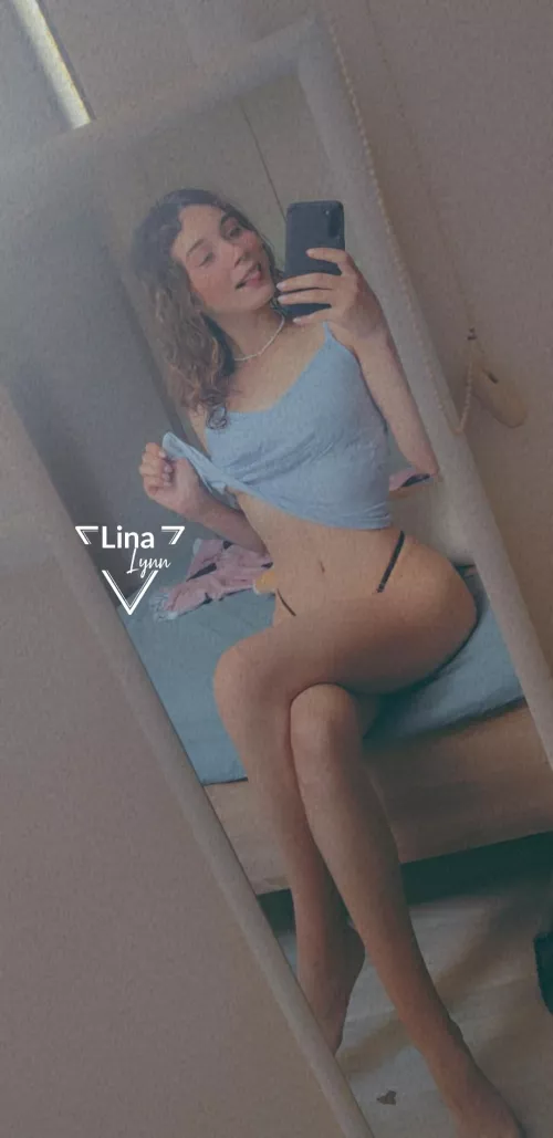 would look better with a IPhone? 🔥😇