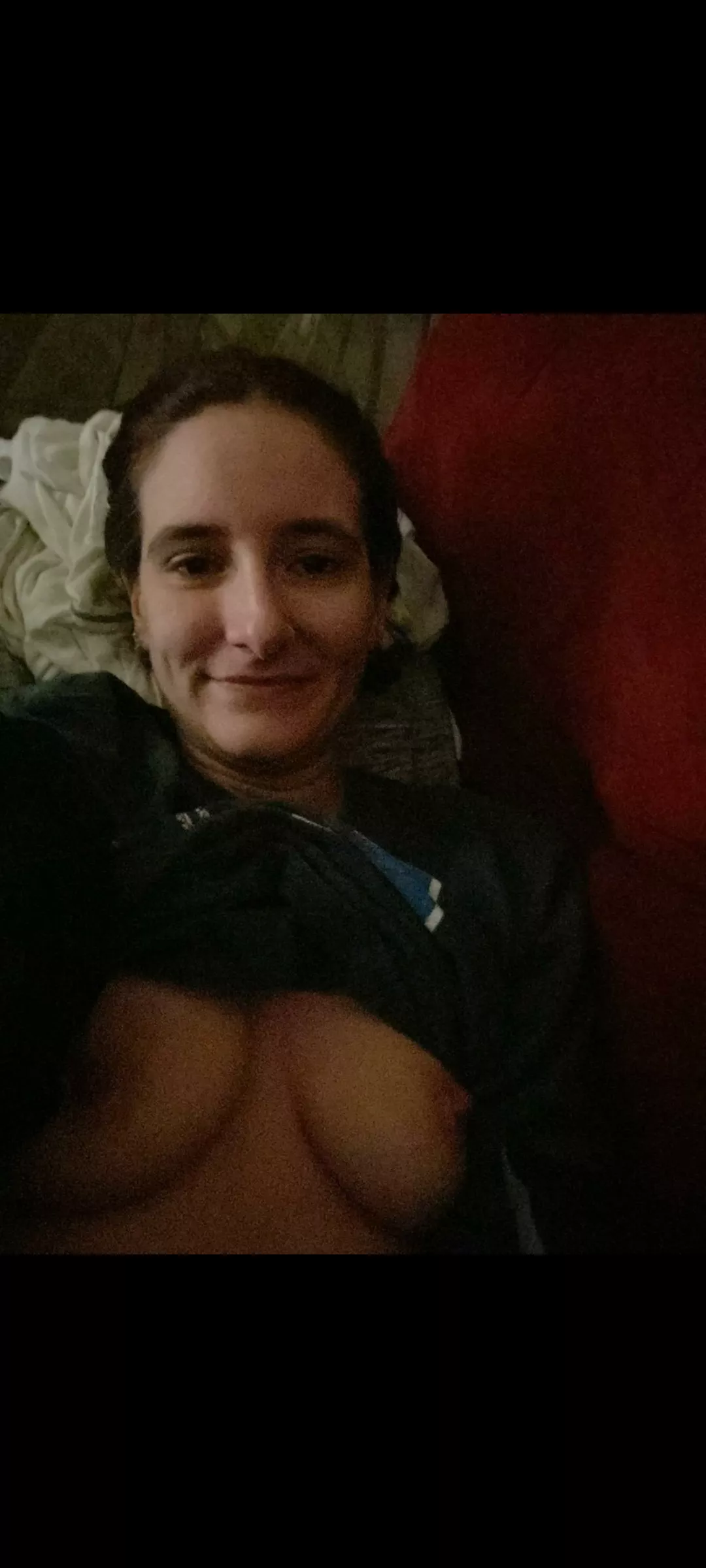 would someone trash this trailer park whore!!
