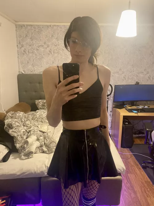 Would you date me? 😊