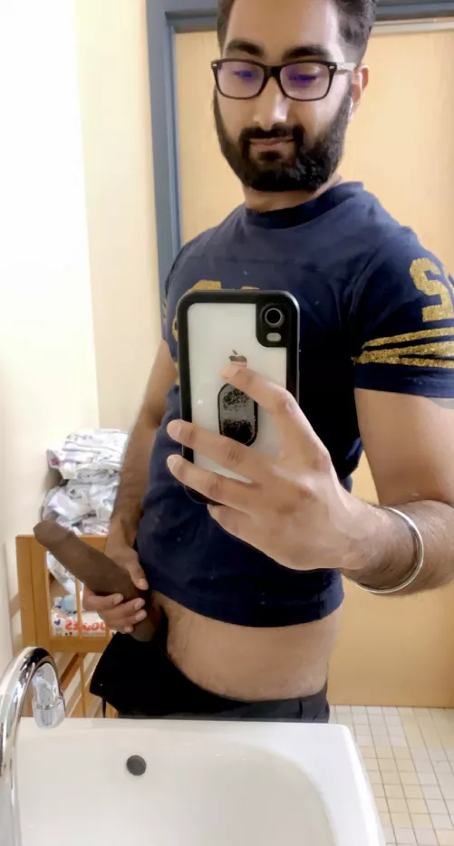 Would you like me to examine you at the hospital like this?😷