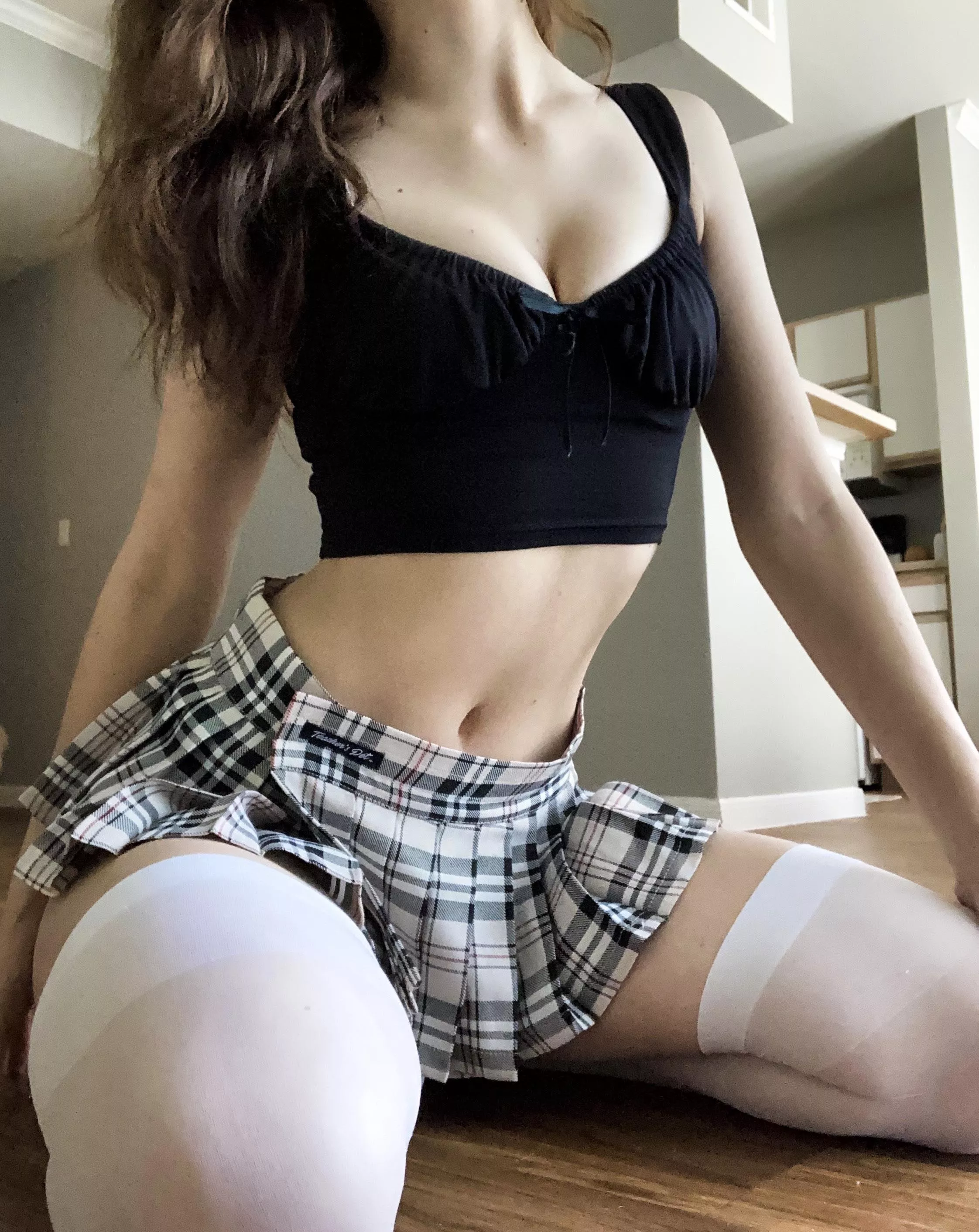 Would you skip class with me? 😏