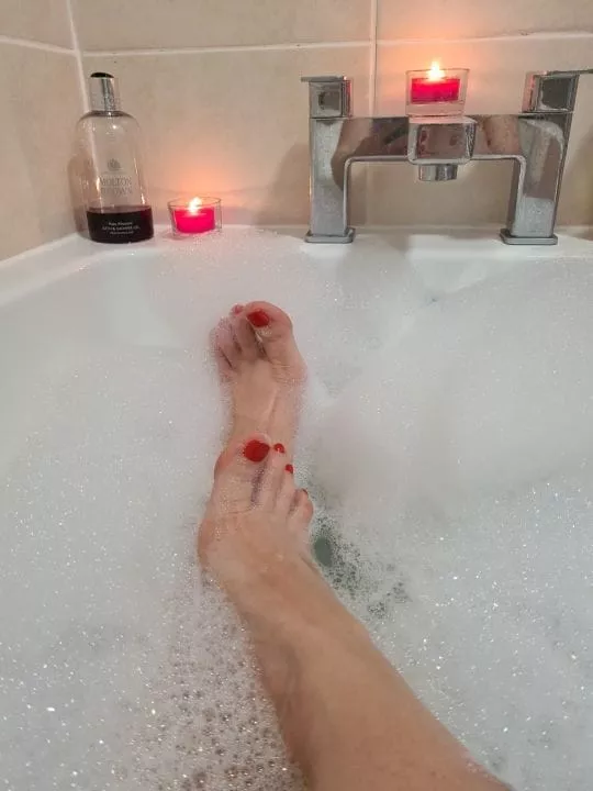 Would you suck my toes??