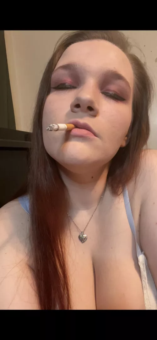 You can put your own thoughts to this one😘😘😈🚬💨