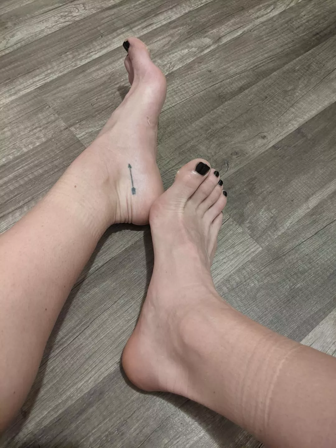 you can still see my sweaty sock outline 🤭