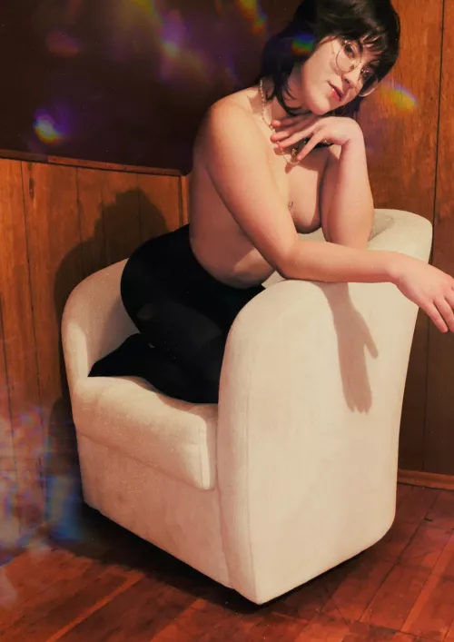 you don’t have to love me yet, let’s get high a while