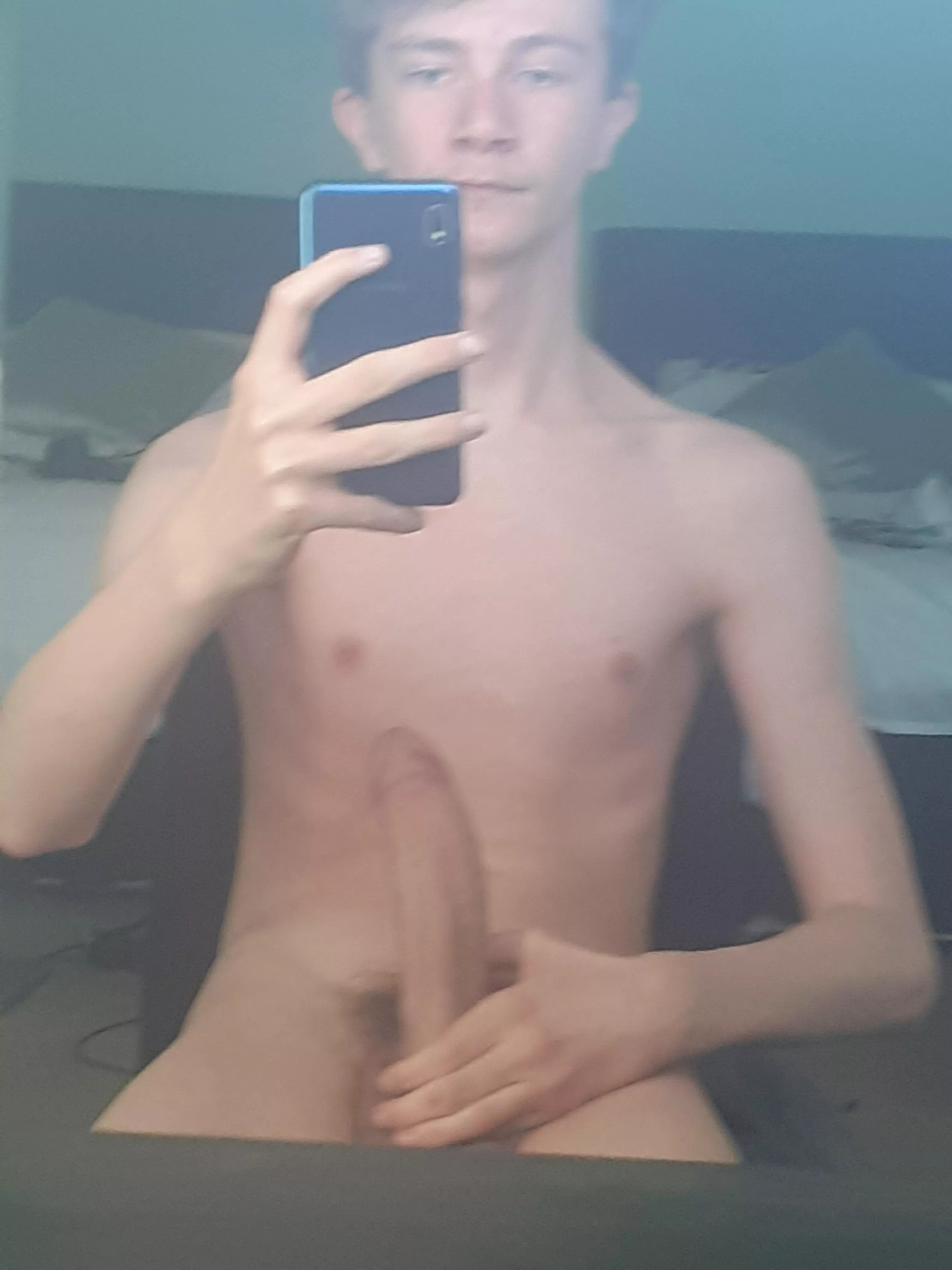 You know what they say about skinny white guys.. 😅😅