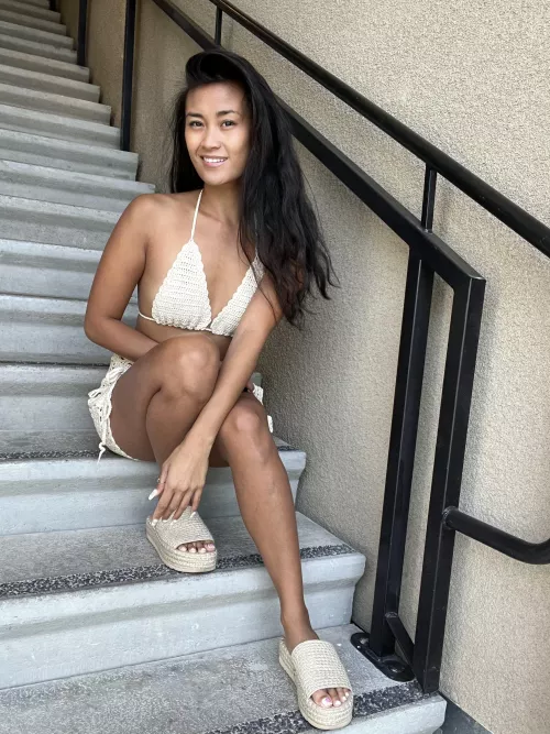 Your pretty Asian babe is now here and looking to get naughty 🥰