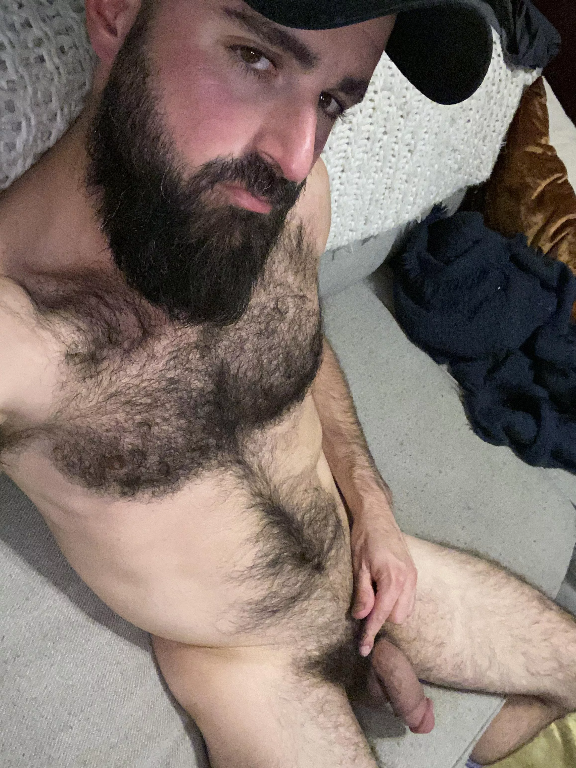😈