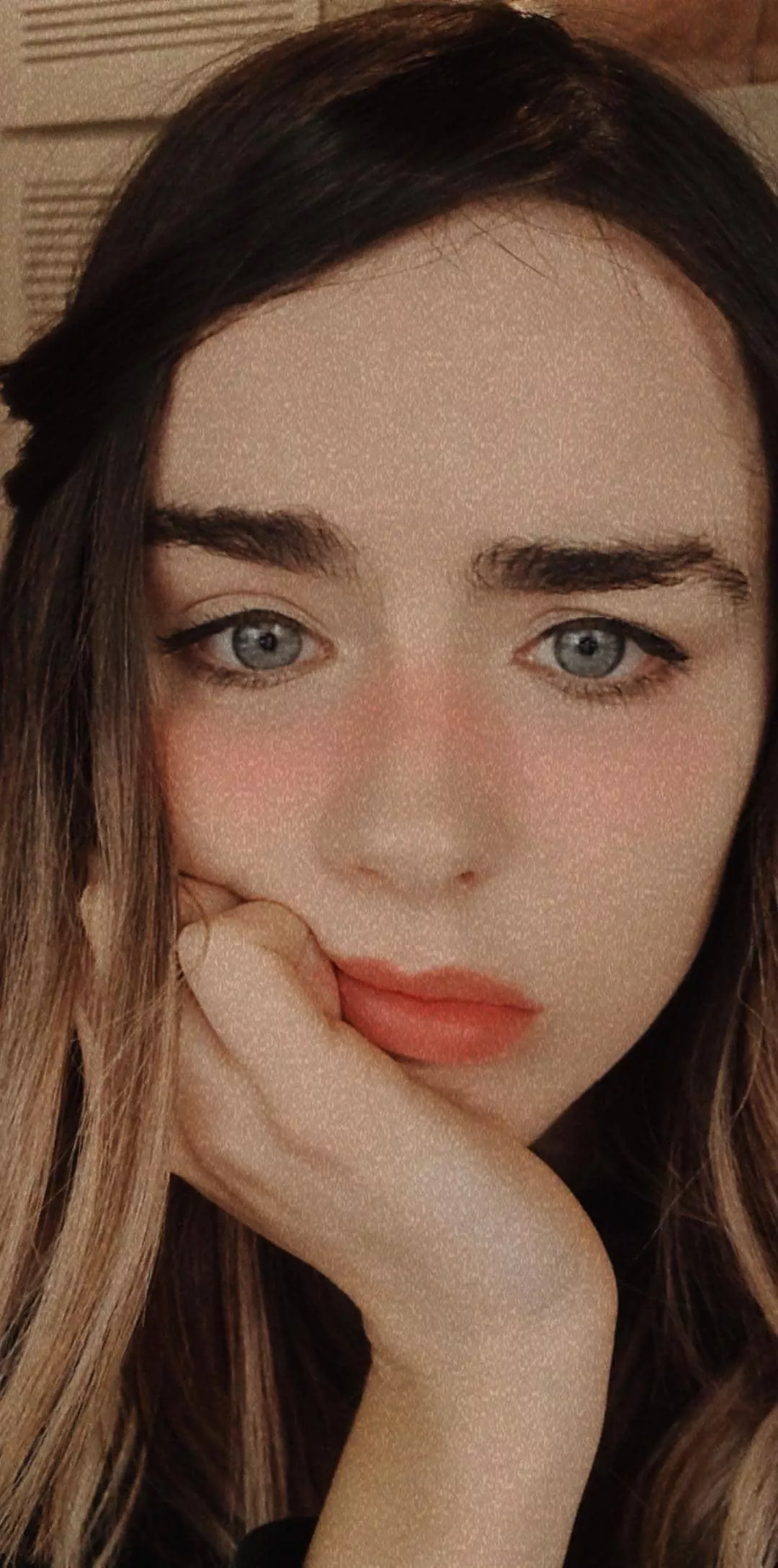 😳