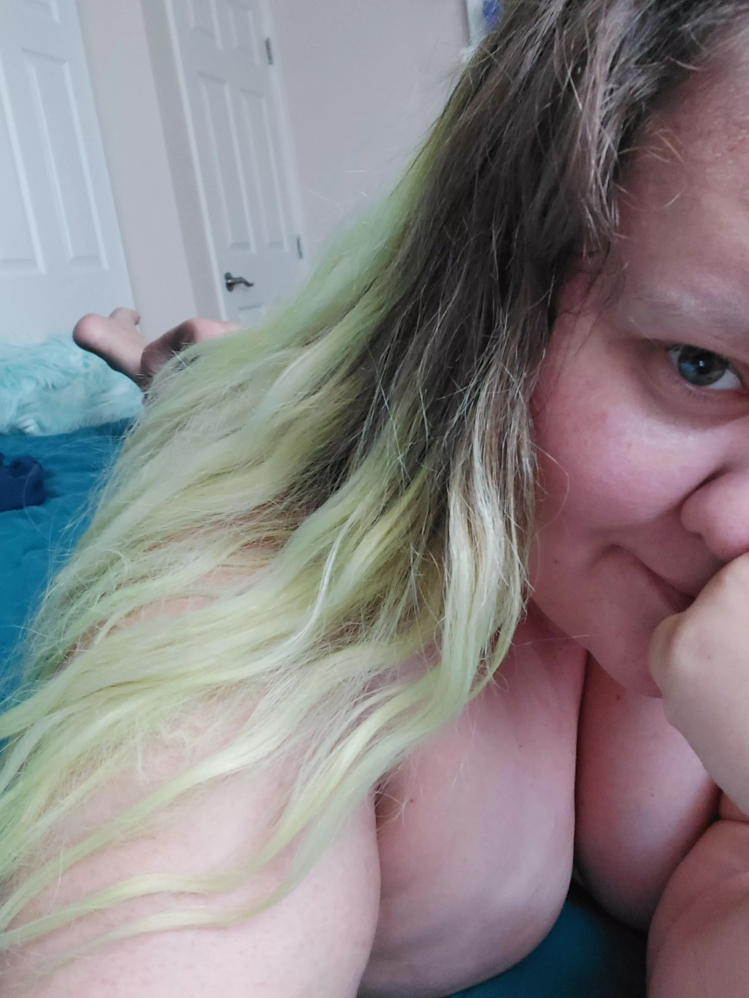 😘