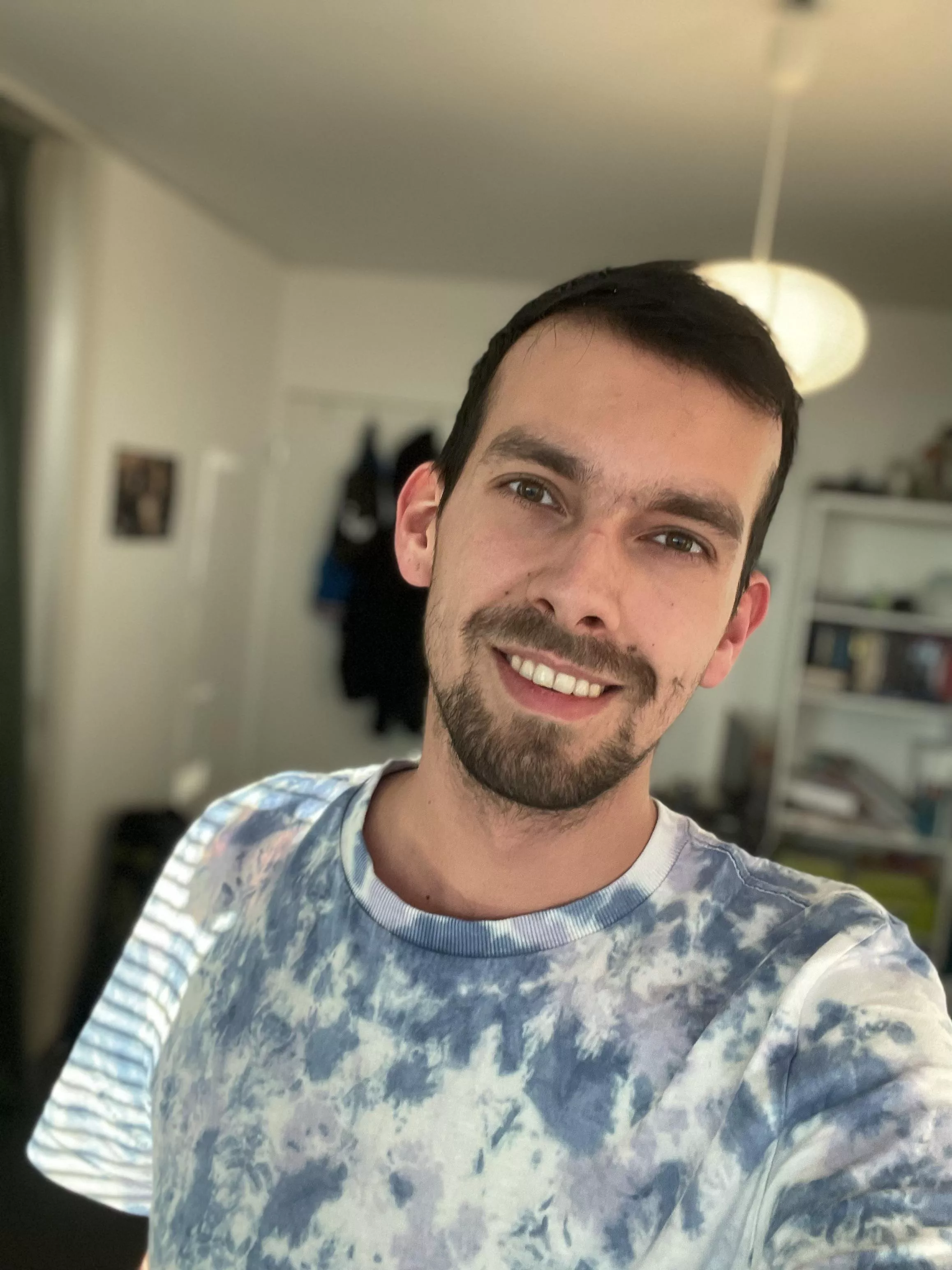😄