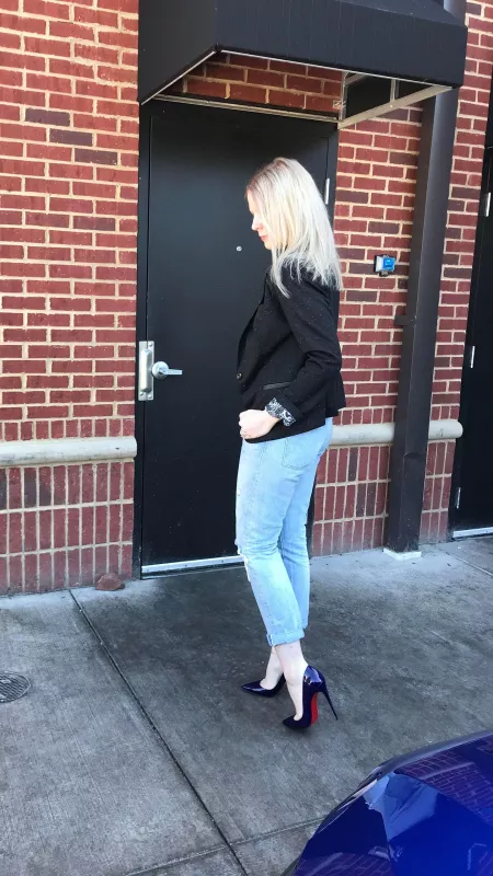 [1440x2560] Purple pop heels