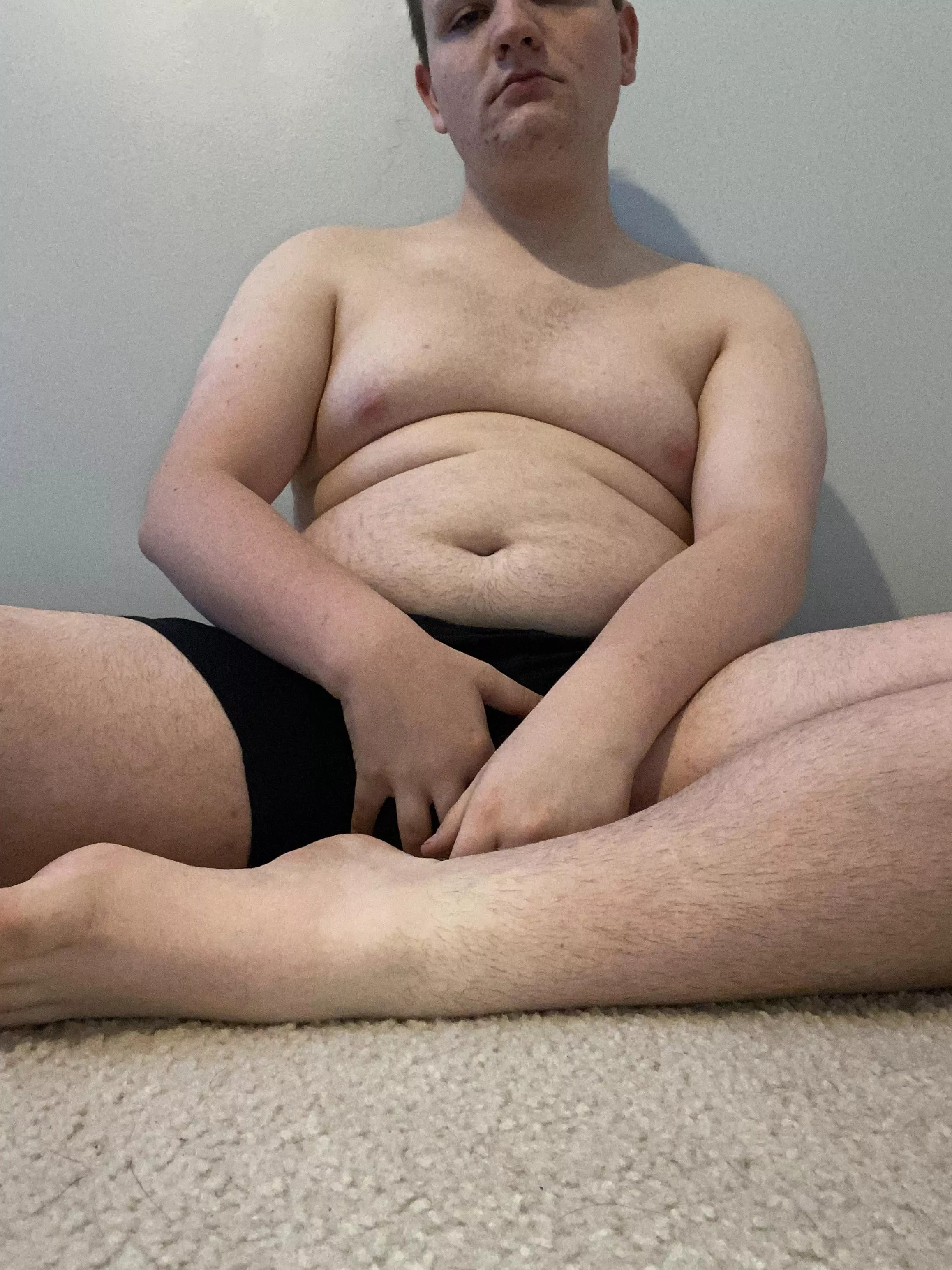 18 chub college freshman, just moved in to my dorm. FIT/MUSCULAR CHASERS hmu for some fun. hairy+ verbal+ add me emanlooking 18 chub college freshman, just moved in to my dorm. FIT/MUSCULAR CHASERS hmu for some fun. hairy+ verbal+ add me emanlooking