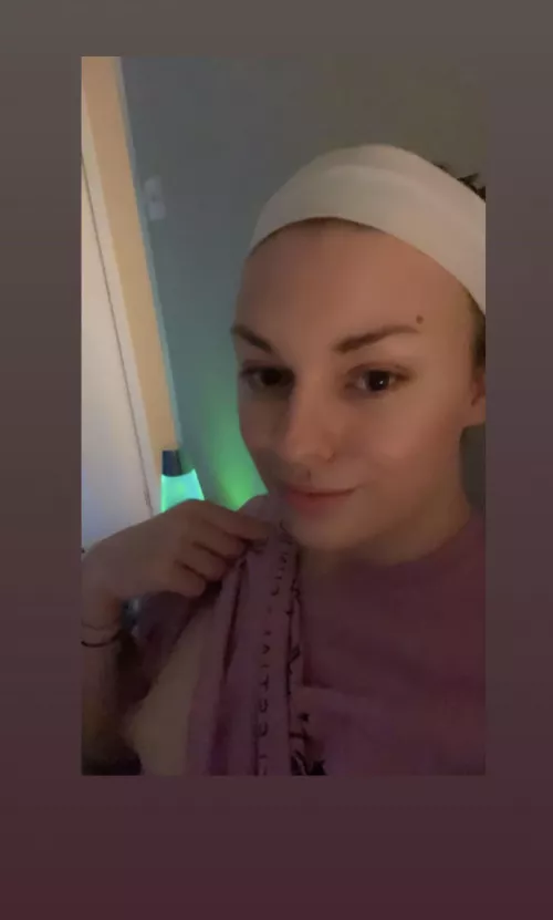 (19) could i trap you baby? 😇🥺