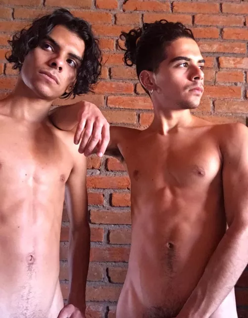 💢 2 x 1 💢 🥵 Here you have the best Twins account 🥵 😈 Duo Pics 😈 🤭 Nasty nudes 🤭 ✨ $4.99 ✨ 🖤 Link in Comments 🖤