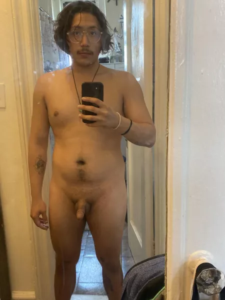 22, 178, 5’6 I’ve struggling with weight for a while but I’m starting to not care and just accept my body