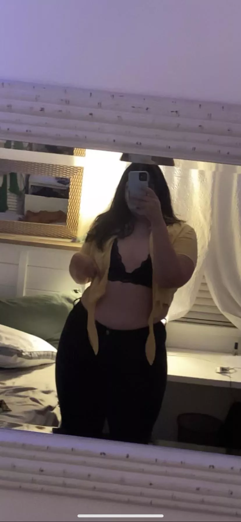 22 (f)