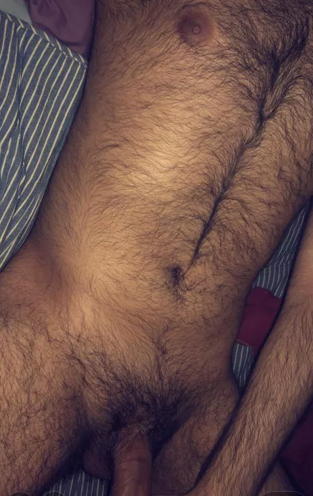 22, Vers Bottom, need a 18 to 21 twink top to come fuck me😏 bottom bear Feelin horny af Sc: Sammy_472