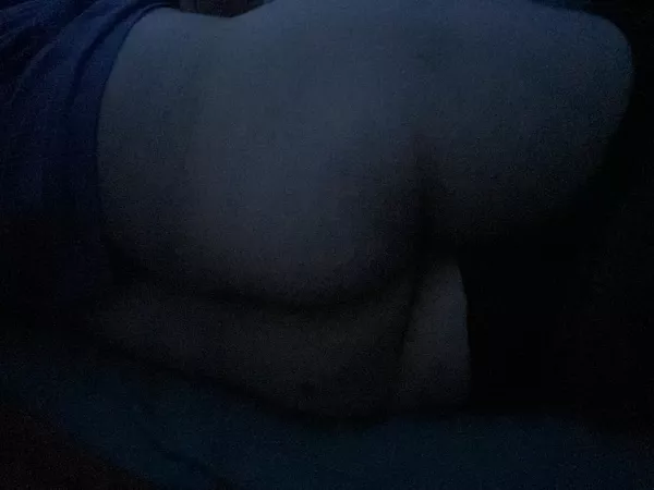 23, how would you wake me up? DMs are open 😊