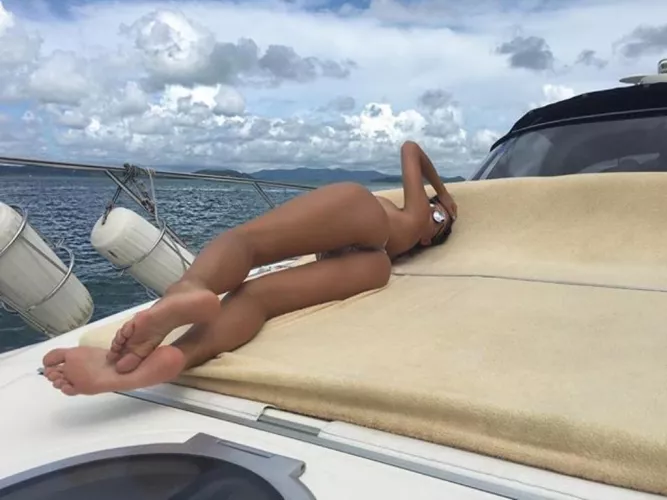 (25)🔥 Let this naughty and dirty girl fulfill all your wishes💦 with my [selling] offers: nudes, videos, sexting, GFE package. Text me and enjoy with me 🥰 My KIK is : SexyJessicaa1