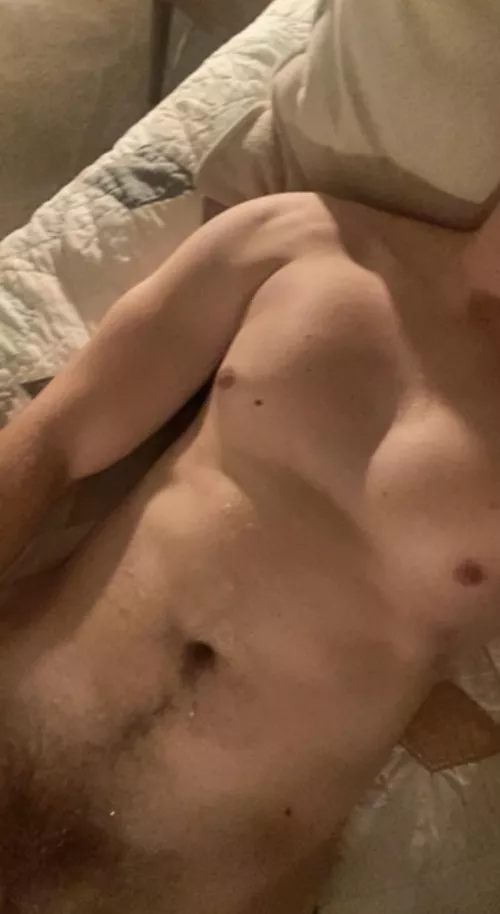 27 if you’re into handsome guys with smaller cocks, I’m your type. Dm me