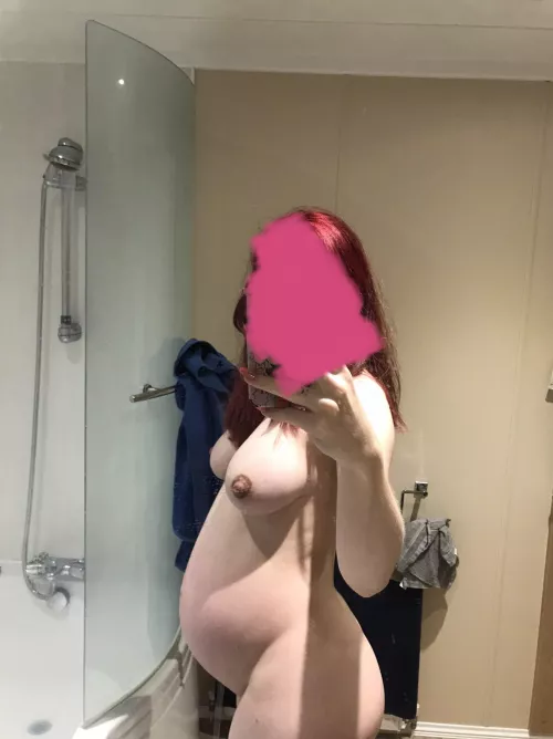 28 weeks in photo 30 weeks now :) can’t wait to meet him already