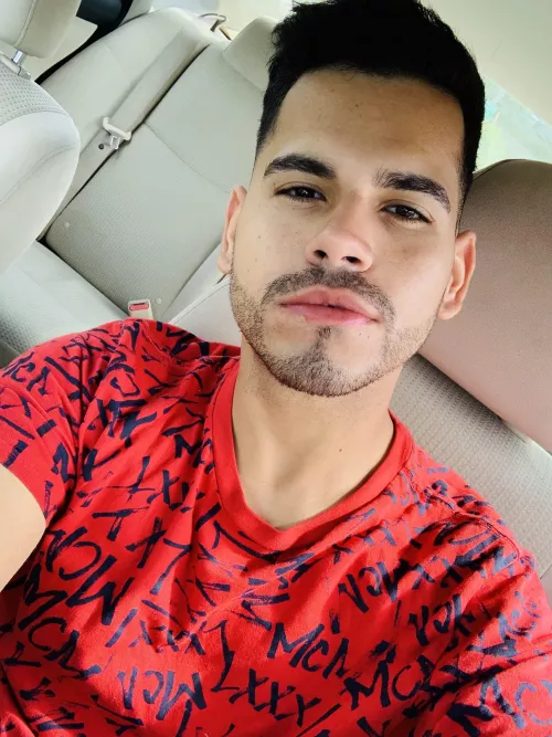 30 #Boston MA any gaymer with big cocks