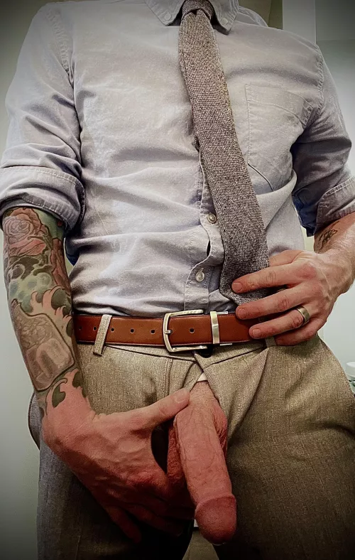 [35] Ready for our dinner date? 😈