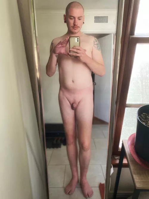 [35] upvote if you’re bigger than me