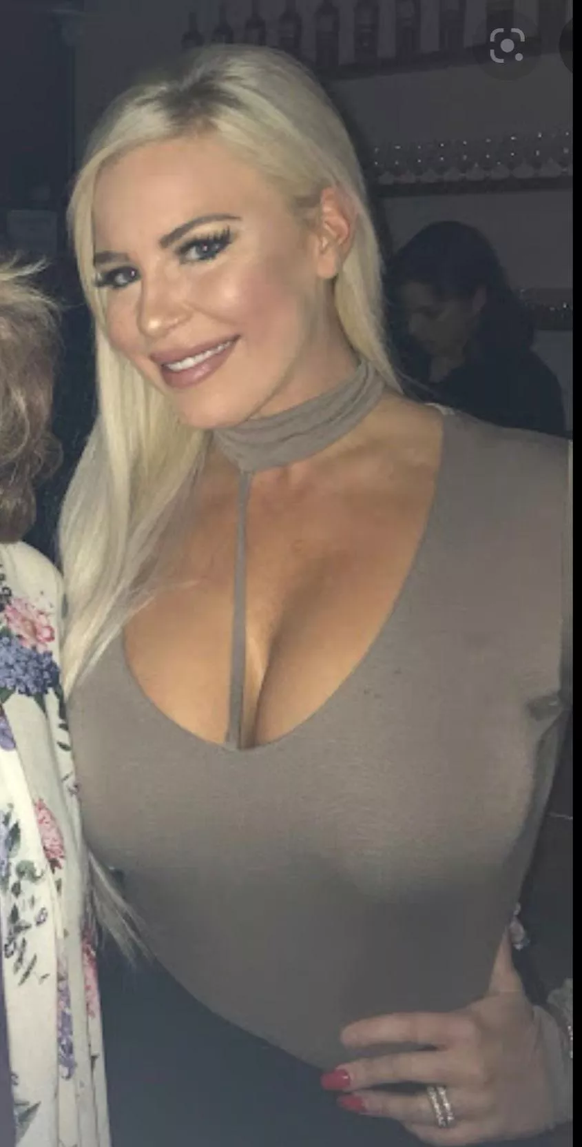 36DD full of silicone 😍 DDANA 🍉🍉
