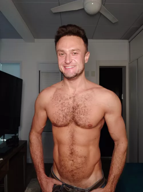 (37) Luis, from Brazil