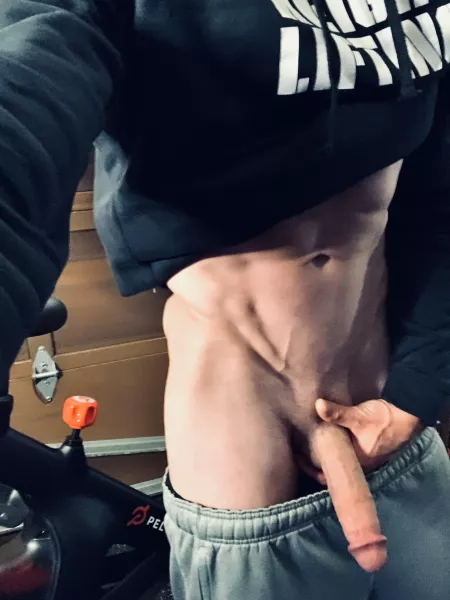 39[m] Join me for a ride? Bike of course where’s your head at haha