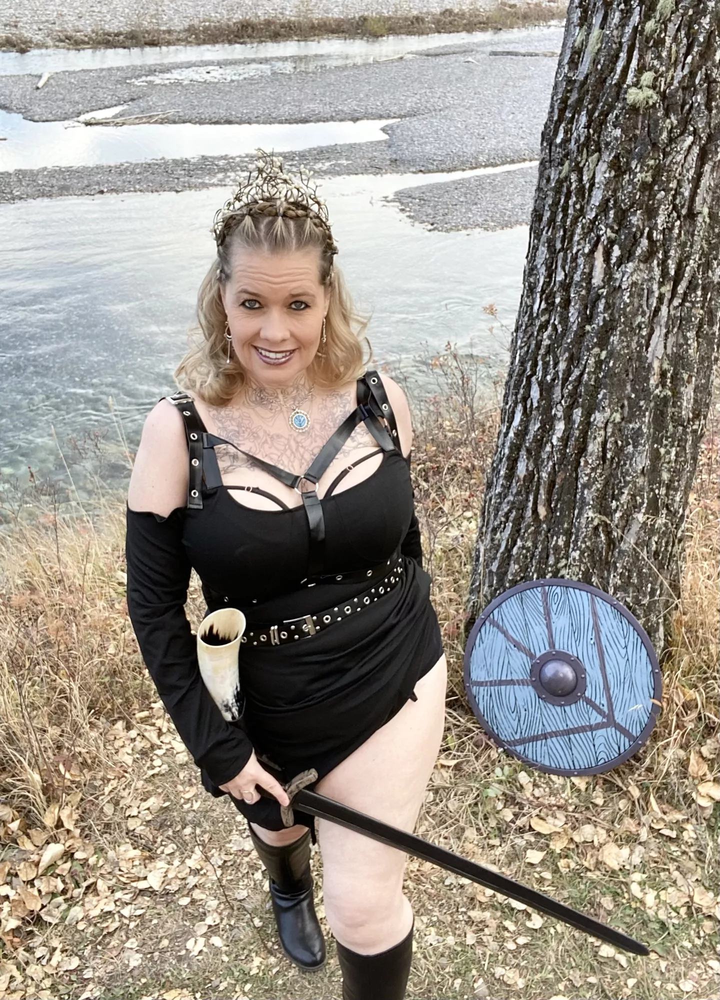 (41) My Halloween costume; Lagertha from Vikings. I have Norwegian heritage - we Vikings know how to fuck π (41) My Halloween costume; Lagertha from Vikings. I have Norwegian heritage - we Vikings know how to fuck π