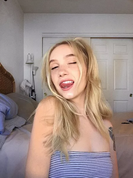 50 % off cum play 💋