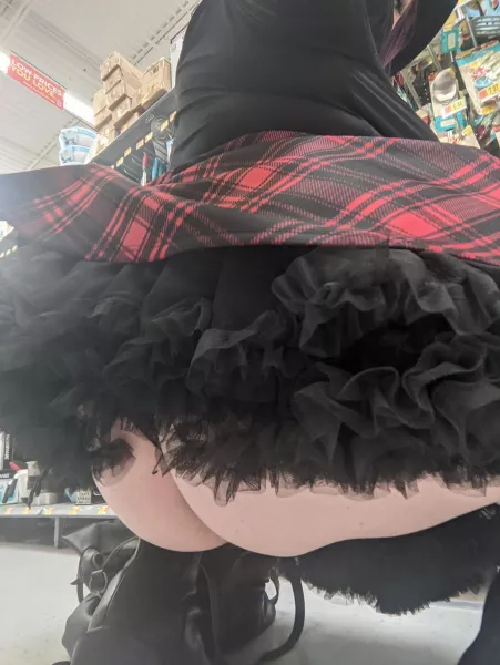 A little booty for you 😘