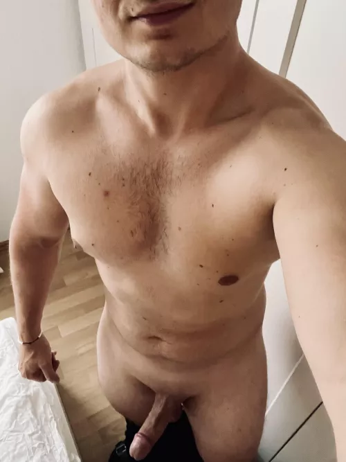 After workout pic - there’s still some fat to loose… I hope I’m fit enough 🙊 [m]