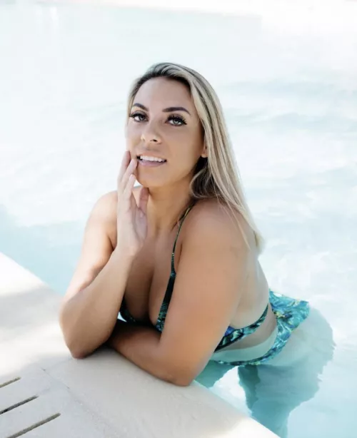 Ally Button (@ally_button) [Instagram]