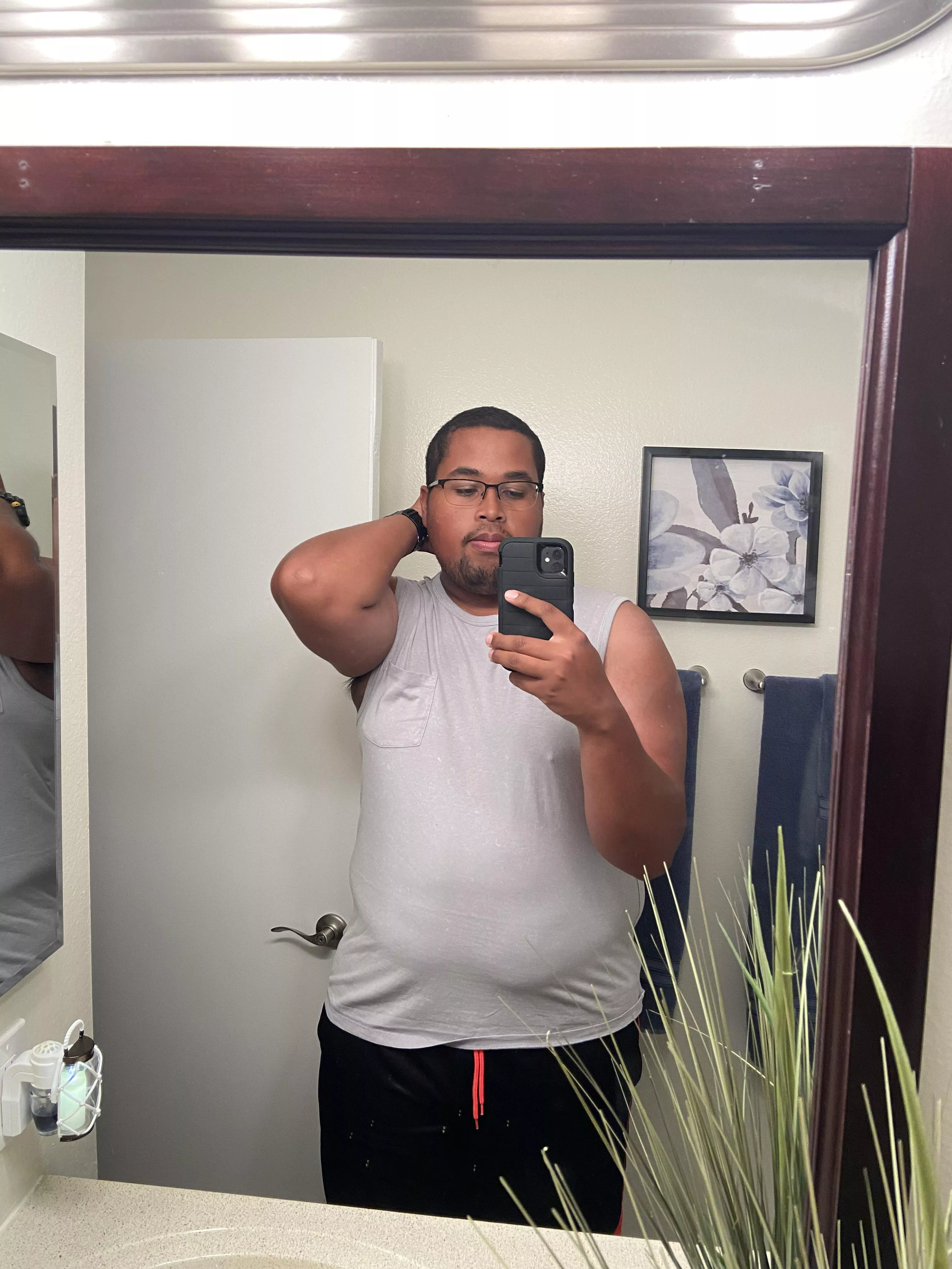 Always been self conscious about my body and arms so it’s not like me to wear tank tops. Tonight I decided to break away from that uncomfortableness and wear a tank top. Needless to say, it feels really good! Now let’s get to working on those arms💪 Always been self conscious about my body and arms so it’s not like me to wear tank tops. Tonight I decided to break away from that uncomfortableness and wear a tank top. Needless to say, it feels really good! Now let’s get to working on those arms💪