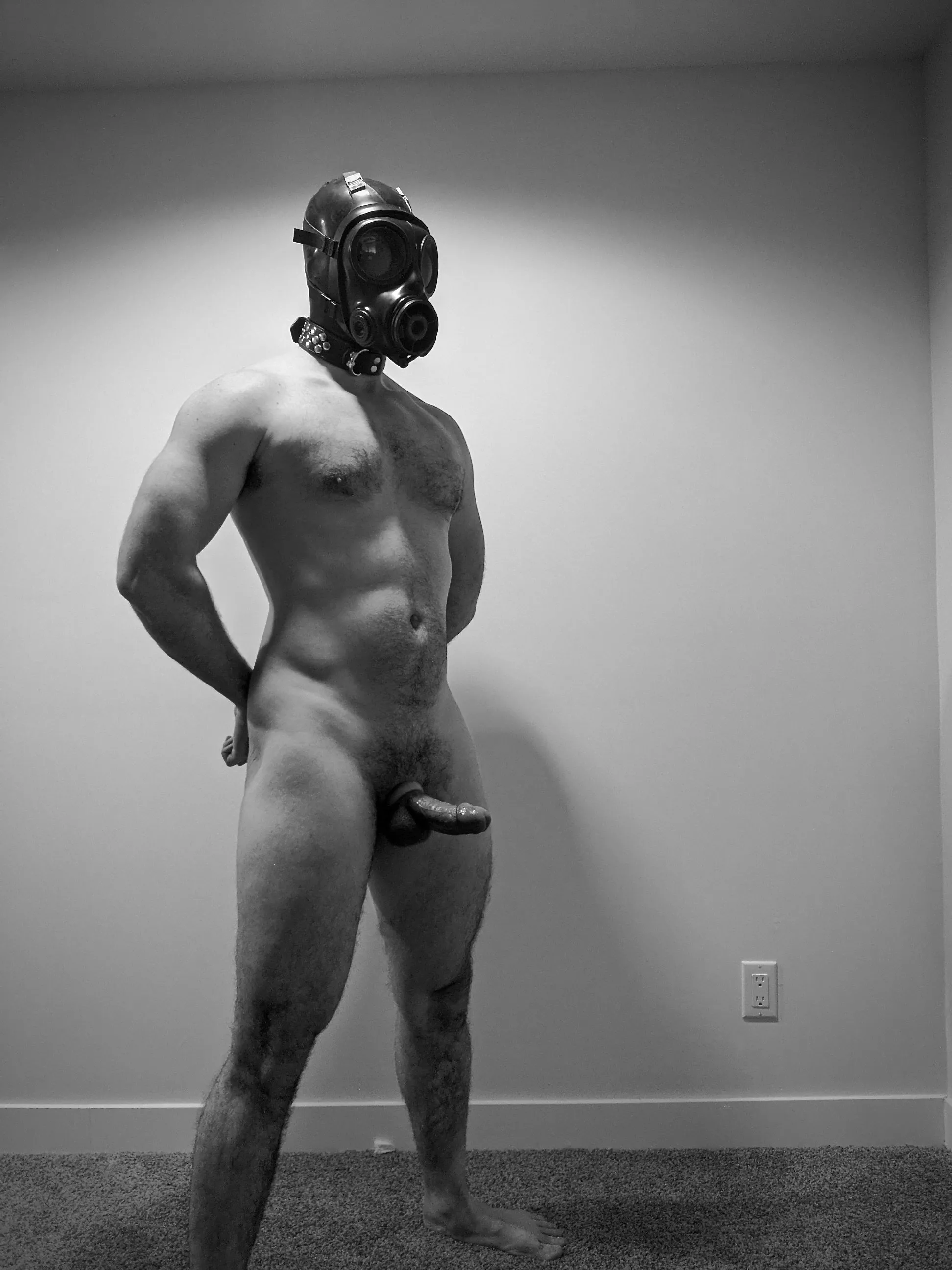 Any Dom's out there want a tall bi rubber sub with a bubble butt?